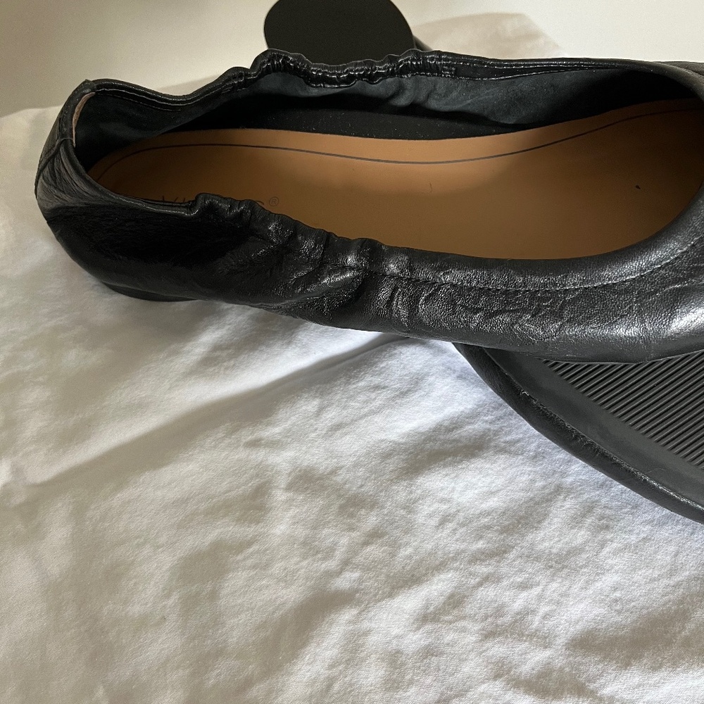 Vionic Ballet Flat - image 5